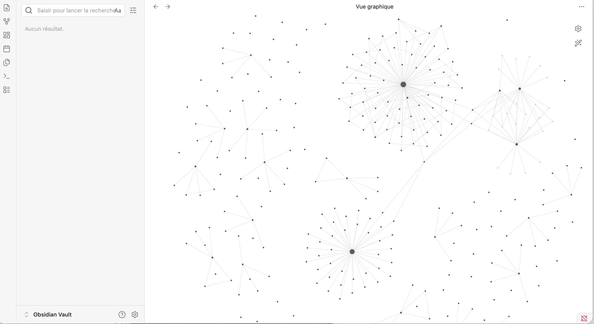 Vue graphique globale d’Obsidian montrant plusieurs groupes de connaissances connectés.
